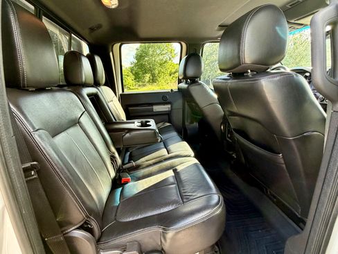 Used 2013 Ford F250 Lariat w/ Lariat Ultimate Pkg AWD/4WD image 18