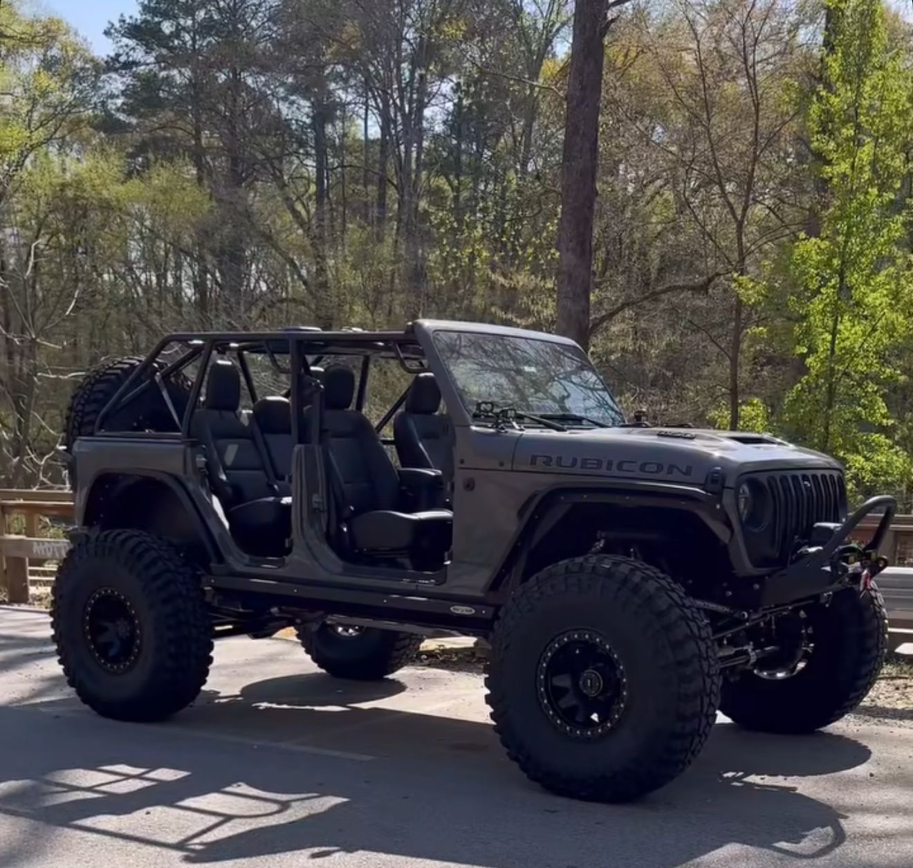 Used 2021 Jeep Wrangler Unlimited Rubicon w/ Trailer Tow Package AWD/4WD image 12