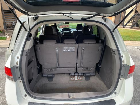 Used 2014 Honda Odyssey Touring image 14