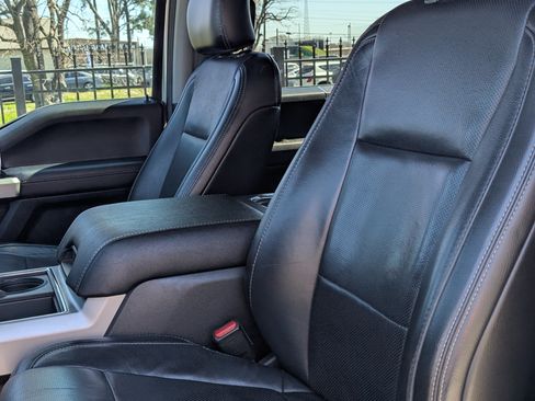 Used 2017 Ford F250 Lariat w/ Lariat Ultimate Package image 21