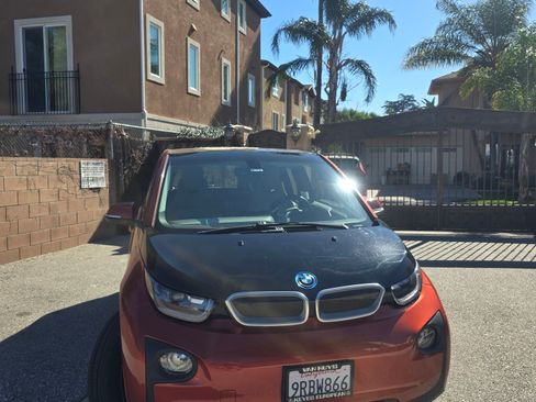 Used 2014 BMW i3 w/ Range Extender image 2