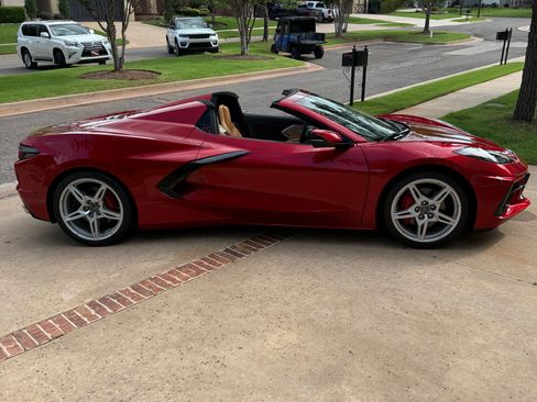 Used 2021 Chevrolet Corvette Stingray Preferred Conv w/ Battery Protection Package RWD image 10