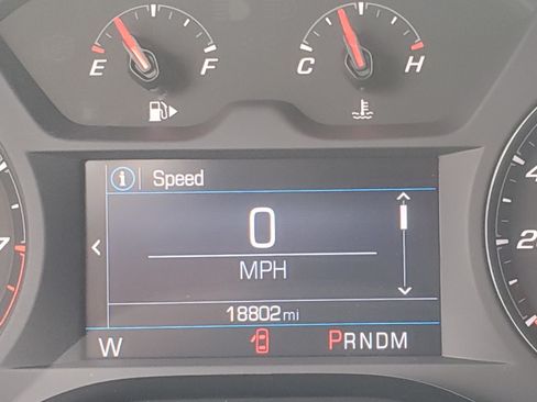 Used 2019 Chevrolet Camaro LT w/ RS Package image 12