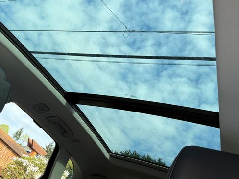 Used 2023 Audi Q5 e Prestige w/ Prestige Package image 15