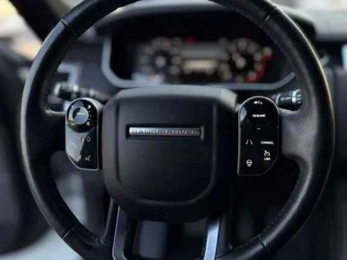 Used 2018 Land Rover Range Rover Sport HSE image 6