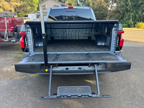Used 2022 Ford F150 Lightning Lariat w/ Equipment Group 511A High AWD/4WD image 9