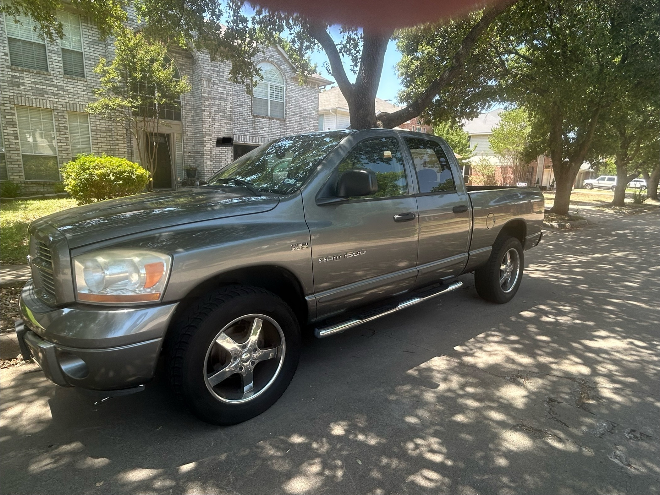 Used 2006 Dodge Ram 1500 Truck SLT AWD/4WD image 4