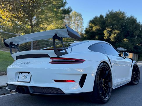 Used 2019 Porsche 911 GT3 RS image 11