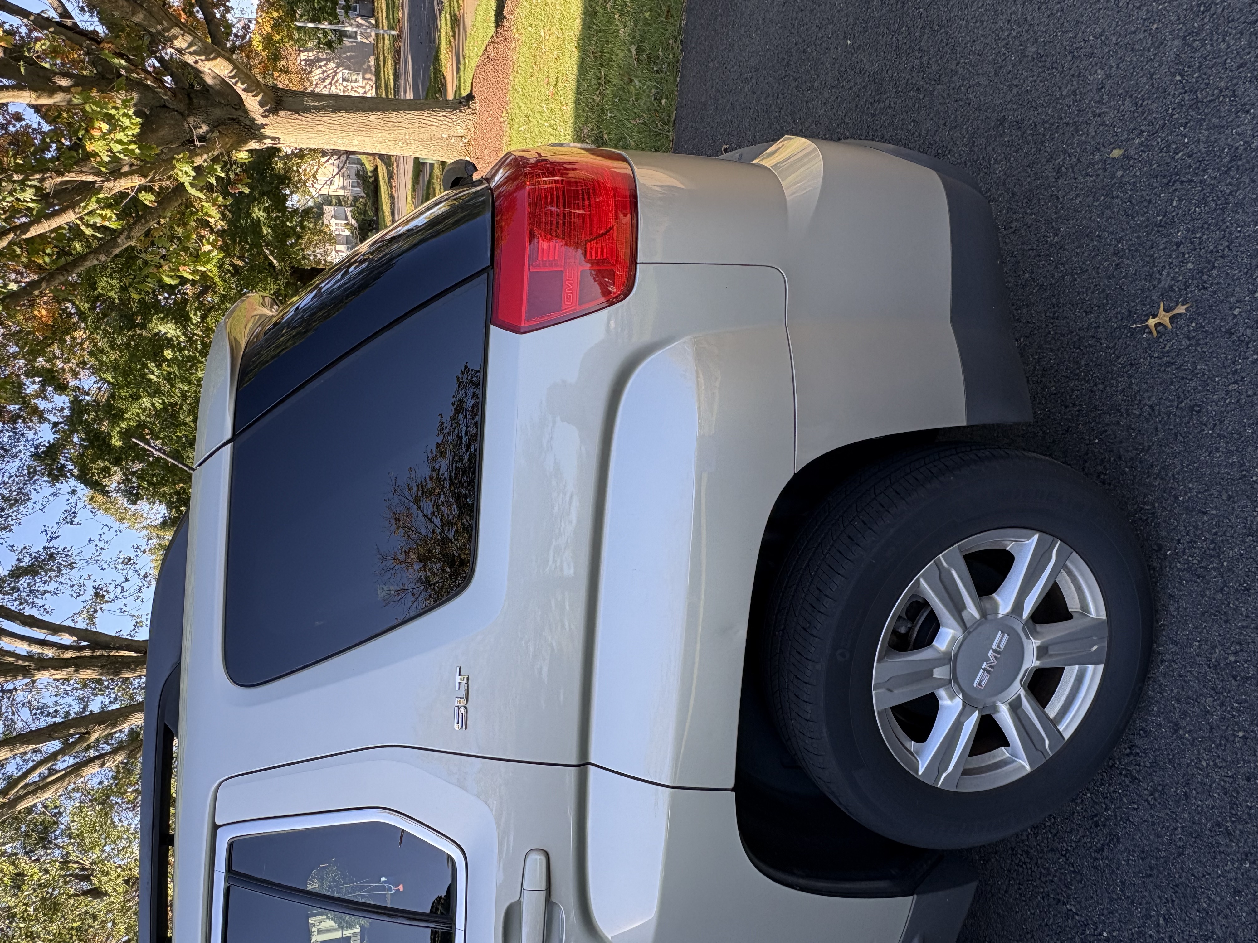 Used 2014 GMC Terrain SLT AWD/4WD image 6