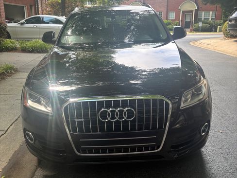 Used 2017 Audi Q5 2.0T Premium w/ Audi MMI Navigation Plus AWD/4WD image 2