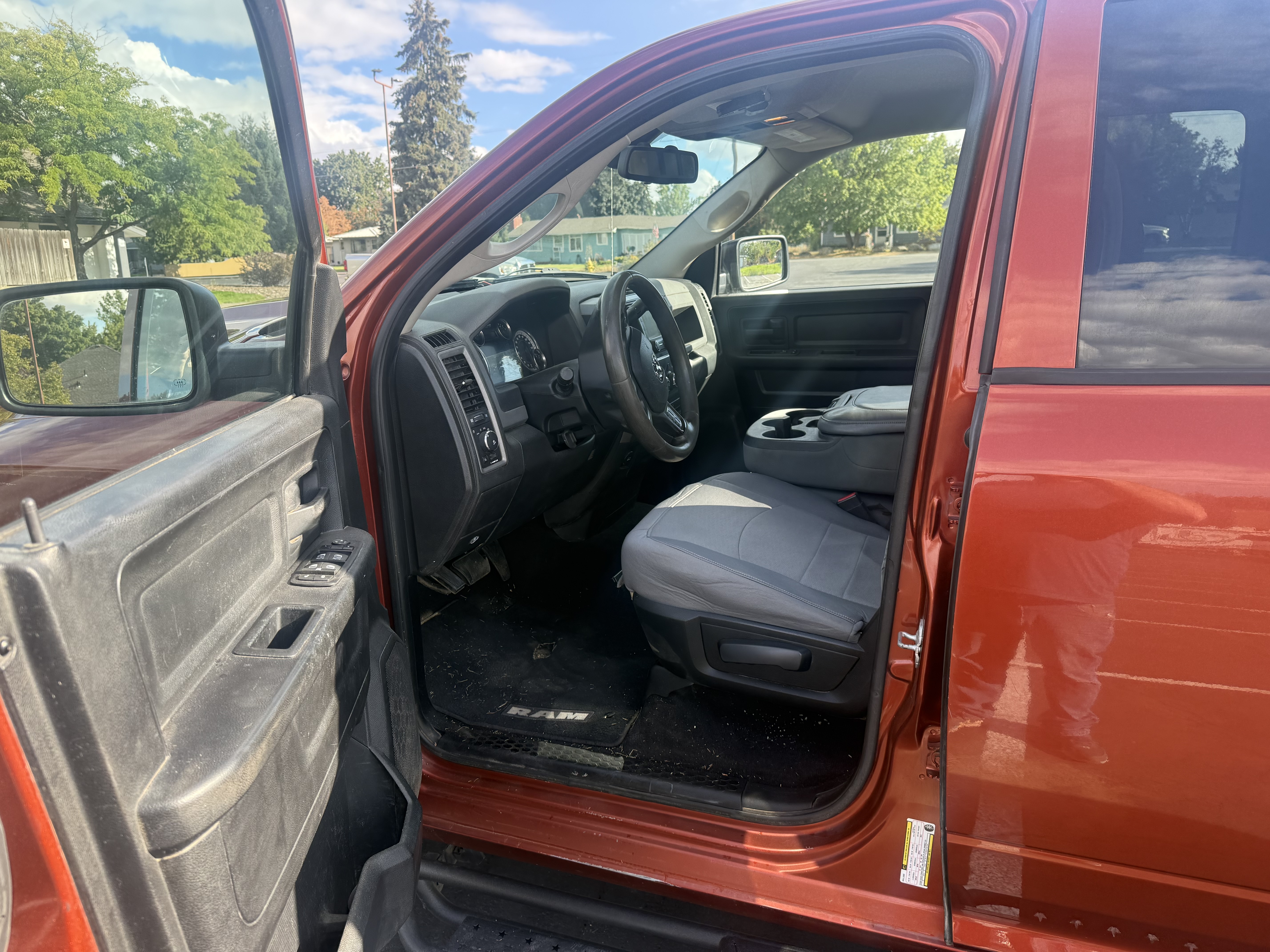 Used 2013 RAM 1500 Express AWD/4WD image 2