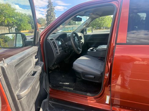 Used 2013 RAM 1500 Express AWD/4WD image 2