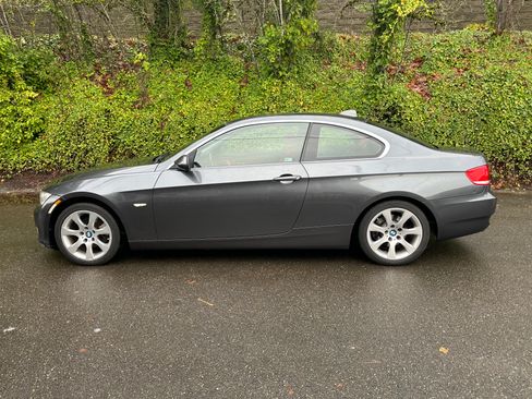 Used 2007 BMW 328xi Coupe image 1