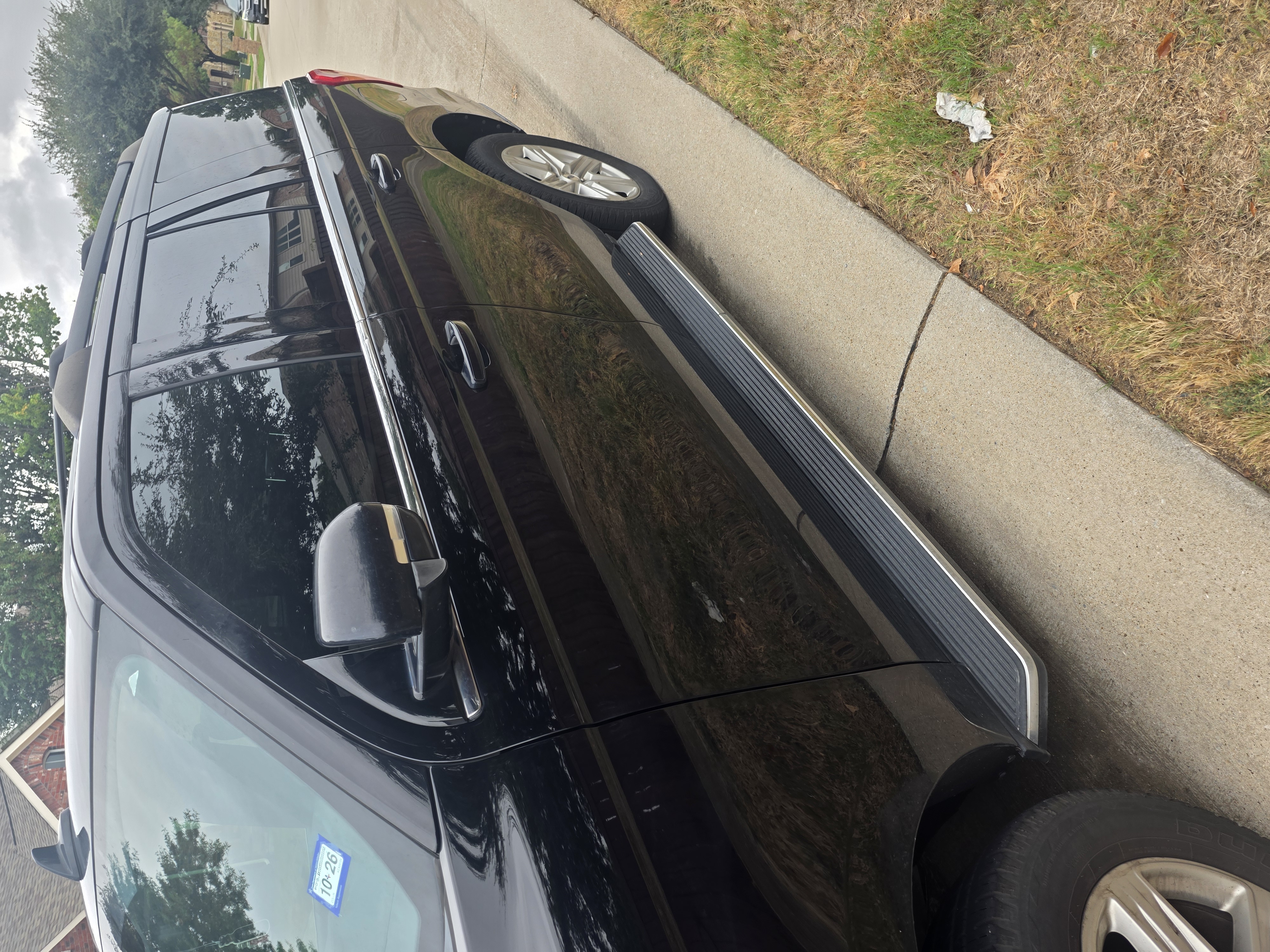 Used 2019 Ford Expedition XLT w/ Equipment Group 202A RWD image 5
