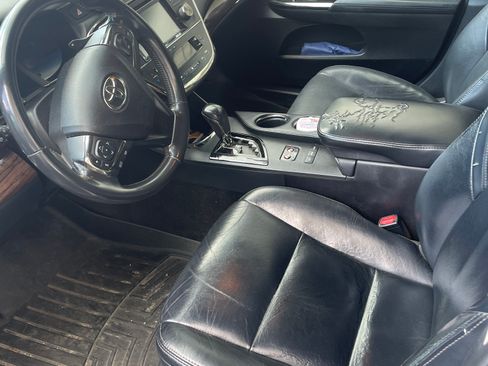 Used 2015 Toyota Avalon XLE Touring image 4