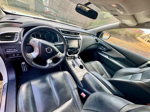Used 2017 Nissan Murano SL w/ SL Technology Package FWD image 10