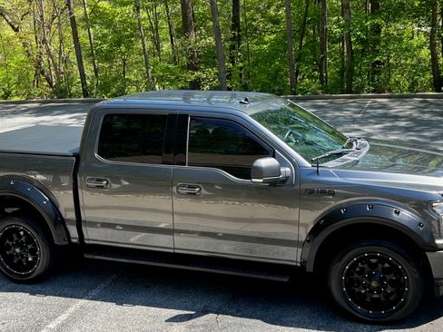 Used 2020 Ford F150 XLT w/ Equipment Group 302A Luxury image 2