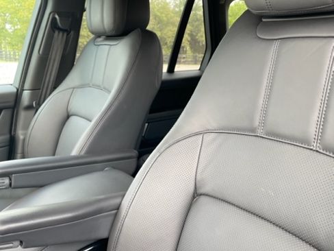 Used 2021 Land Rover Range Rover Westminster Edition image 11