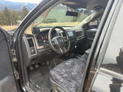 Used 2011 RAM 2500 ST w/ ST Popular Equipment Group image 10