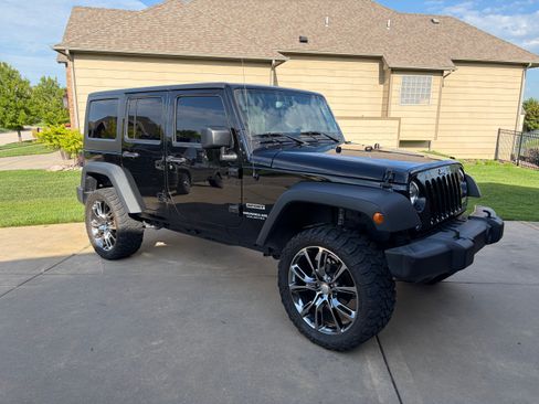 Used 2016 Jeep Wrangler Unlimited Sport w/ Quick Order Package 24S AWD/4WD image 20