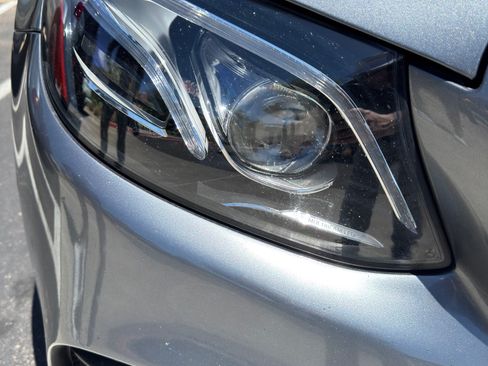 Used 2018 Mercedes-Benz E 300 image 30