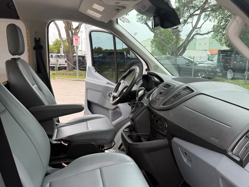 Used 2018 Ford Transit 250 148 Low Roof RWD image 10