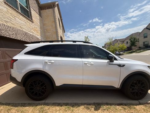 Used 2022 Kia Sorento SX Prestige w/ Rust Color Package AWD/4WD image 5