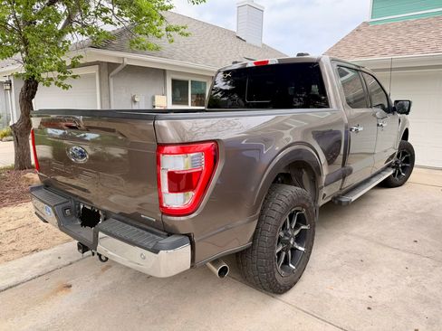 Used 2023 Ford F150 Lariat w/ Equipment Group 502A High image 4