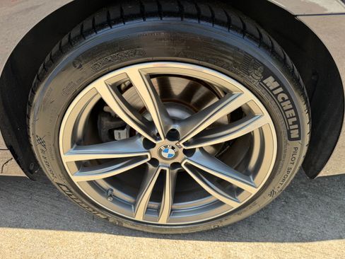 Used 2018 BMW 750i xDrive AWD/4WD image 28
