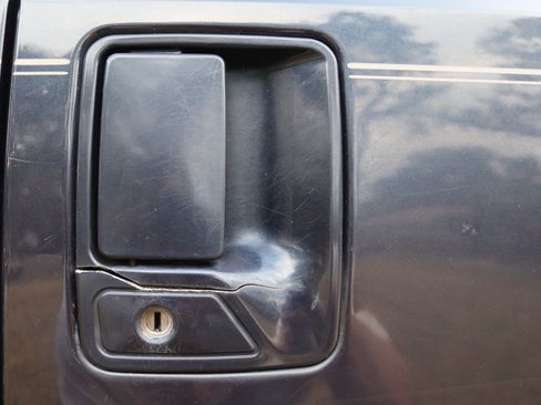 Used 2001 Ford Excursion Limited image 13