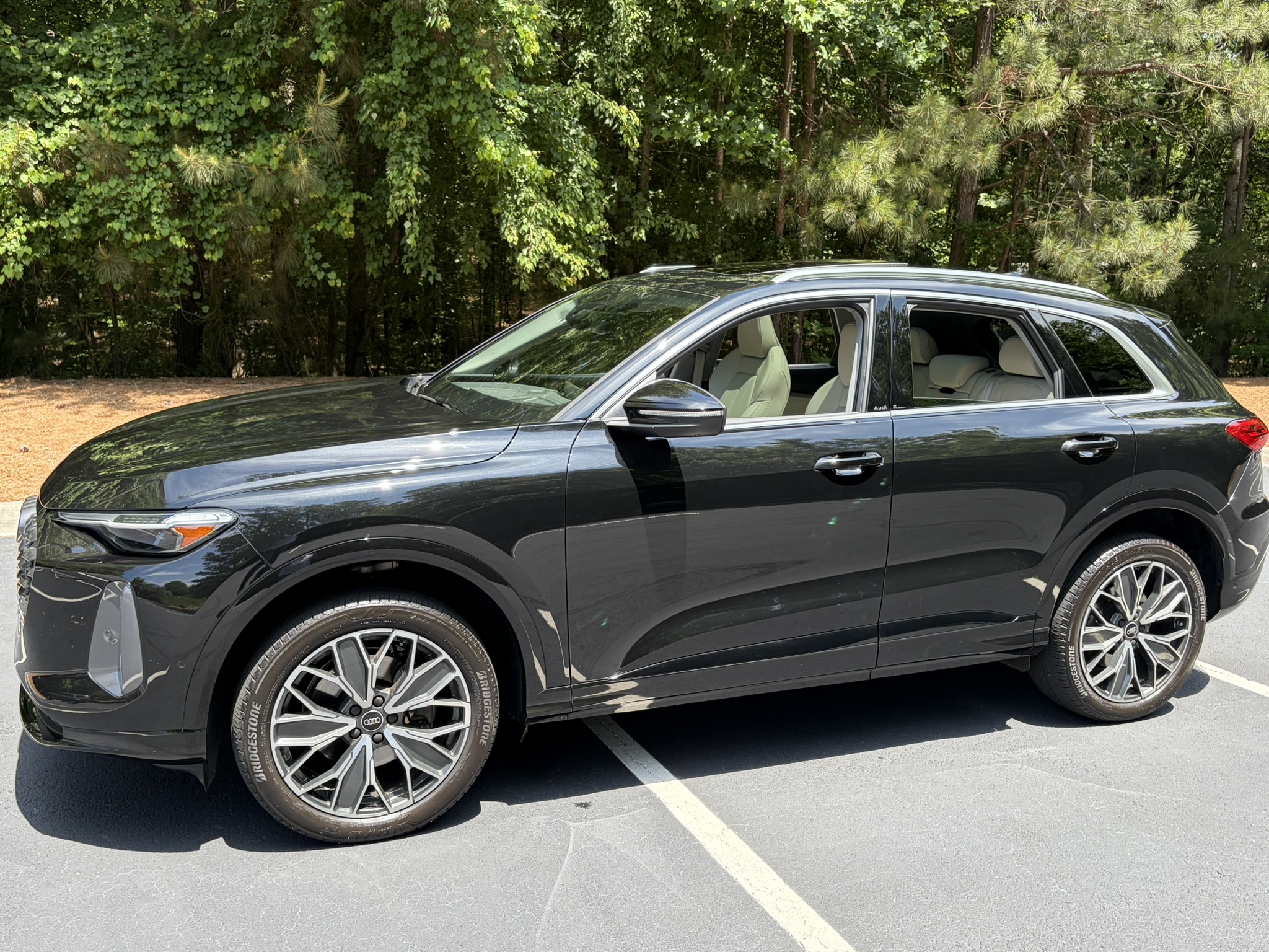 Used 2025 Audi Q5 Premium Plus w/ Premium Plus AWD/4WD image 21