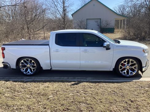 Used 2021 Chevrolet Silverado 1500 LT image 4