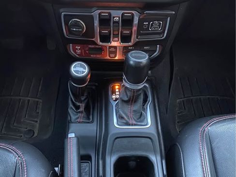 Used 2020 Jeep Gladiator Rubicon image 10