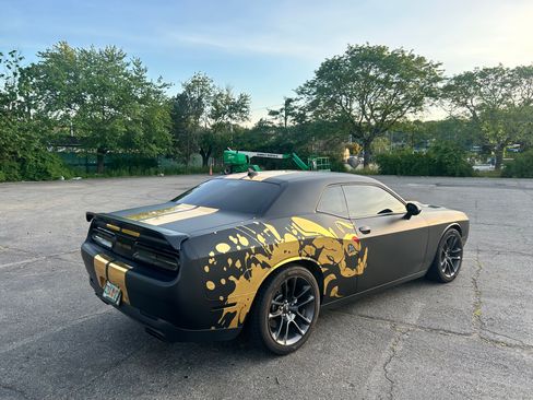 Used 2021 Dodge Challenger R/T Scat Pack RWD image 14