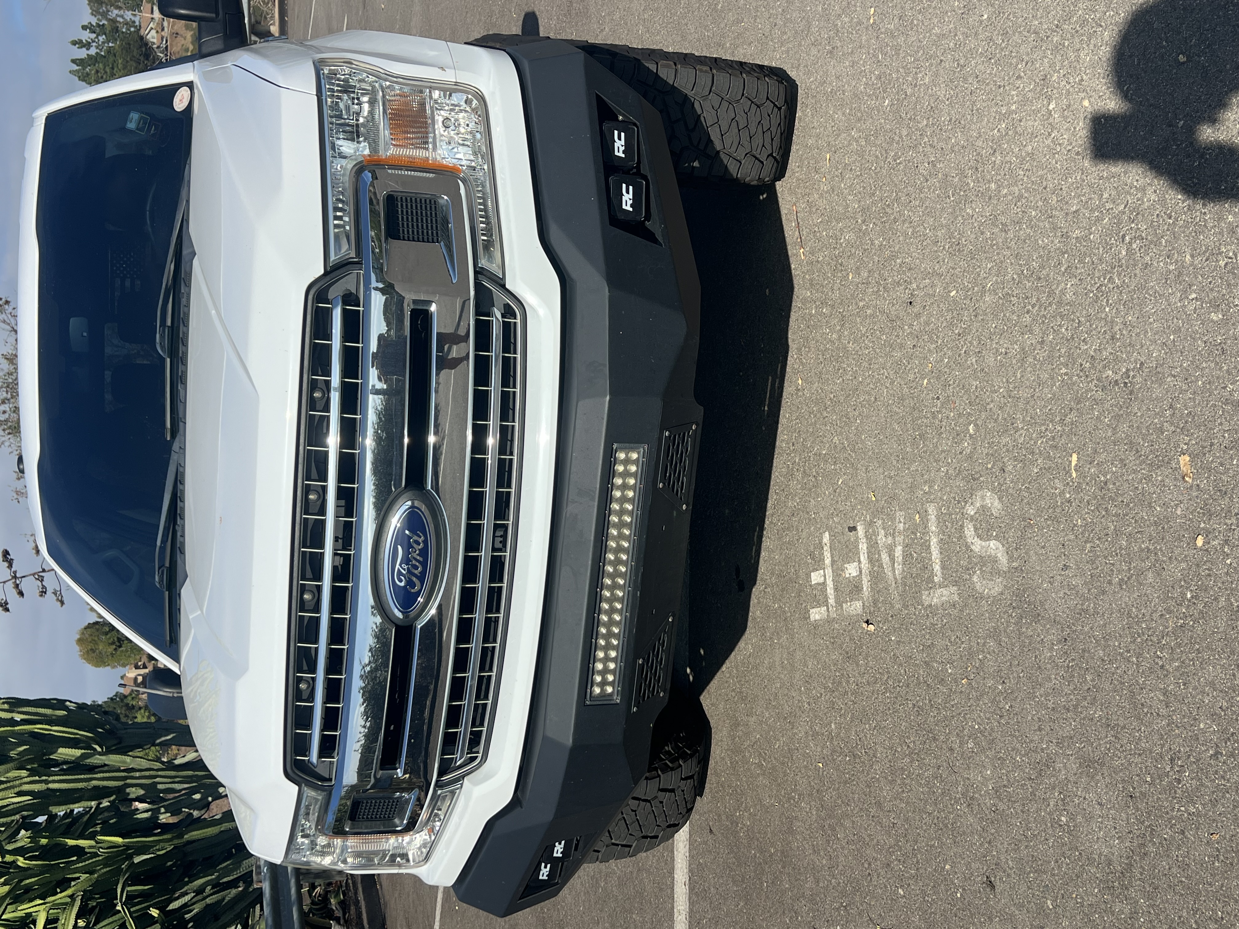 Used 2018 Ford F150 XLT w/ Equipment Group 302A Luxury AWD/4WD image 10