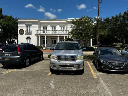 Used 2007 Lincoln Mark LT 2WD image 16
