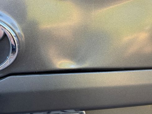 Used 2005 Toyota Sienna XLE image 16