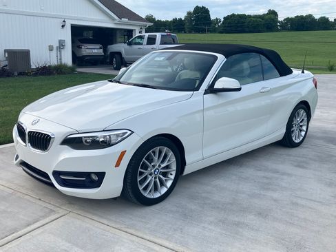 Used 2016 BMW 228i Convertible RWD image 1