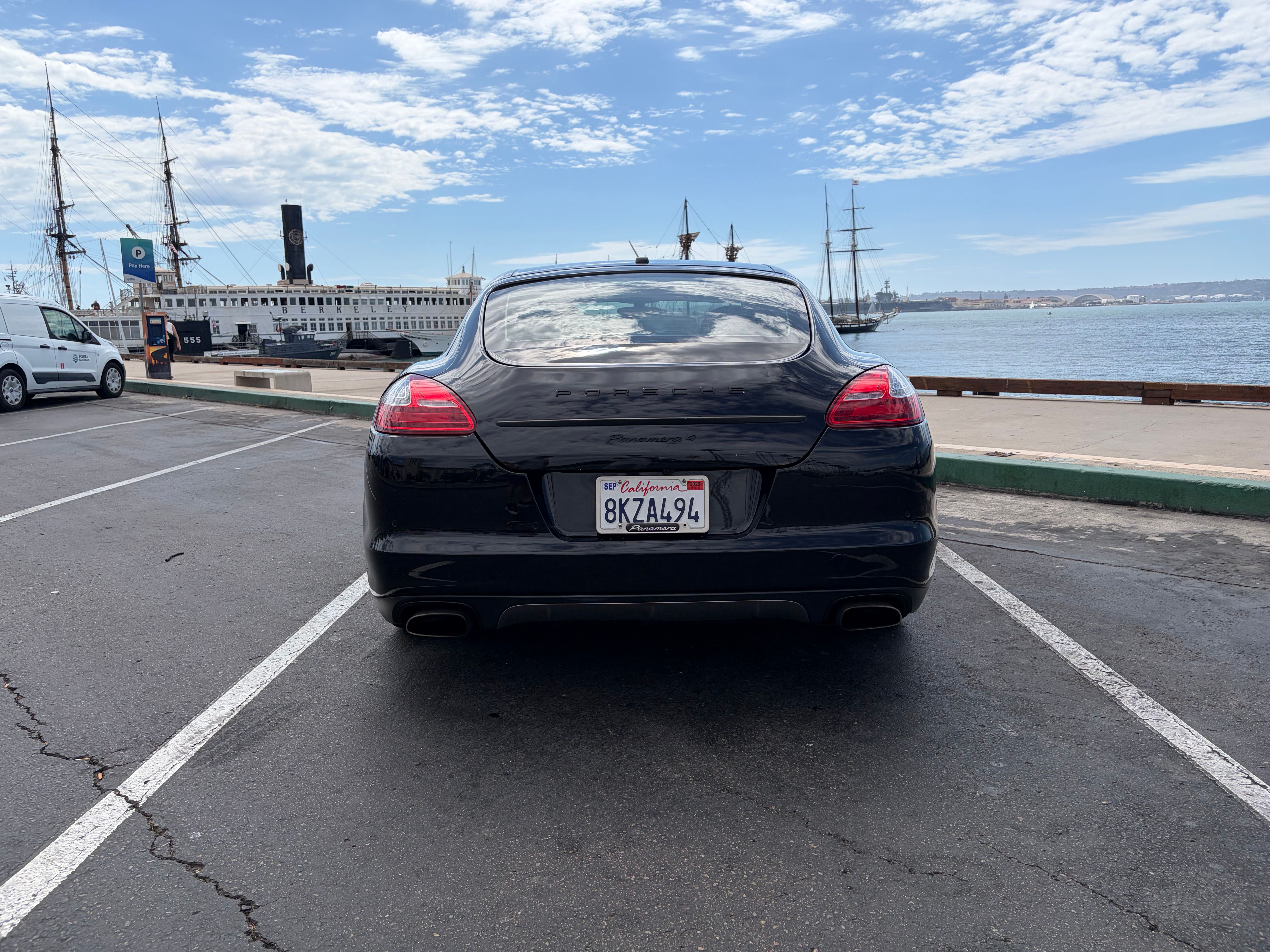 Used 2013 Porsche Panamera 4 Platinum Edition AWD/4WD image 11