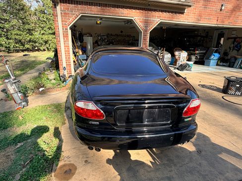 Used 2006 Jaguar XK8 Coupe image 6