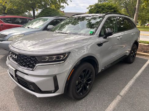 Used 2023 Kia Sorento SX AWD/4WD image 10
