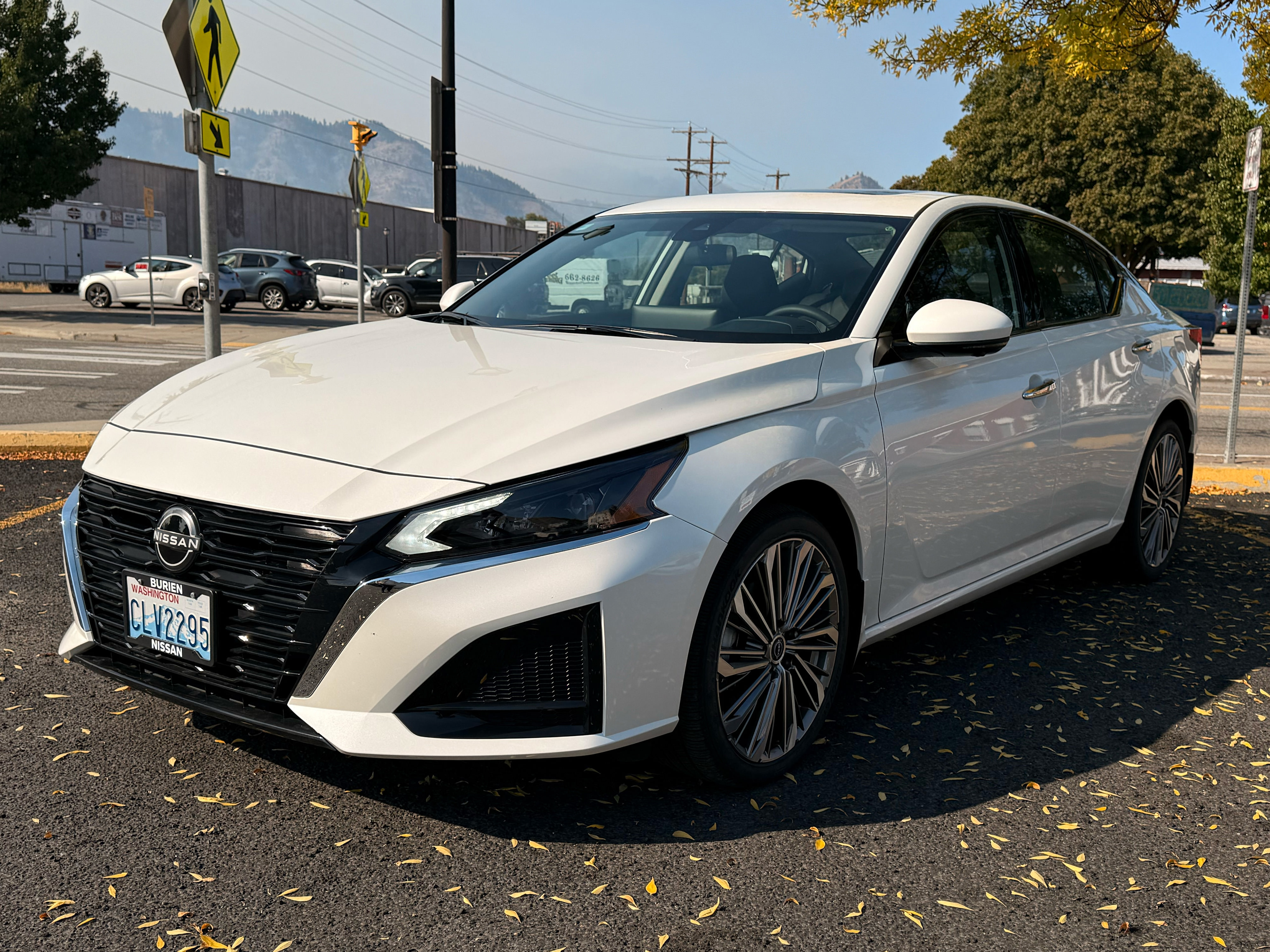 Used 2024 Nissan Altima 2.5 SL AWD/4WD image 5