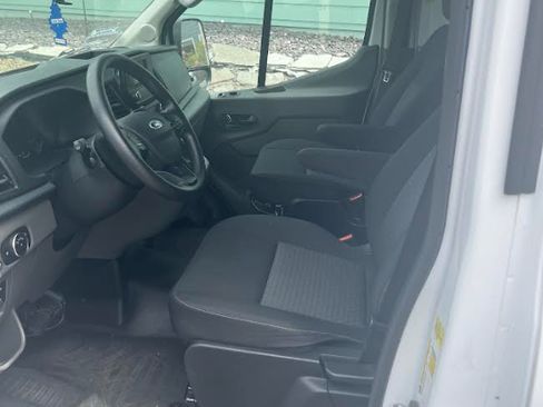 Used 2022 Ford Transit 250 Medium Roof AWD w/ Interior Upgrade Package image 4