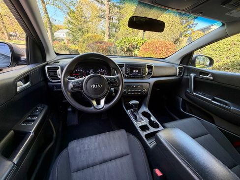 Used 2017 Kia Sportage LX FWD image 15