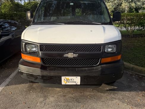 Used 2007 Chevrolet Express 3500 image 4