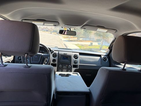 Used 2013 Ford F150 XLT w/ Mid Equipment Group image 26