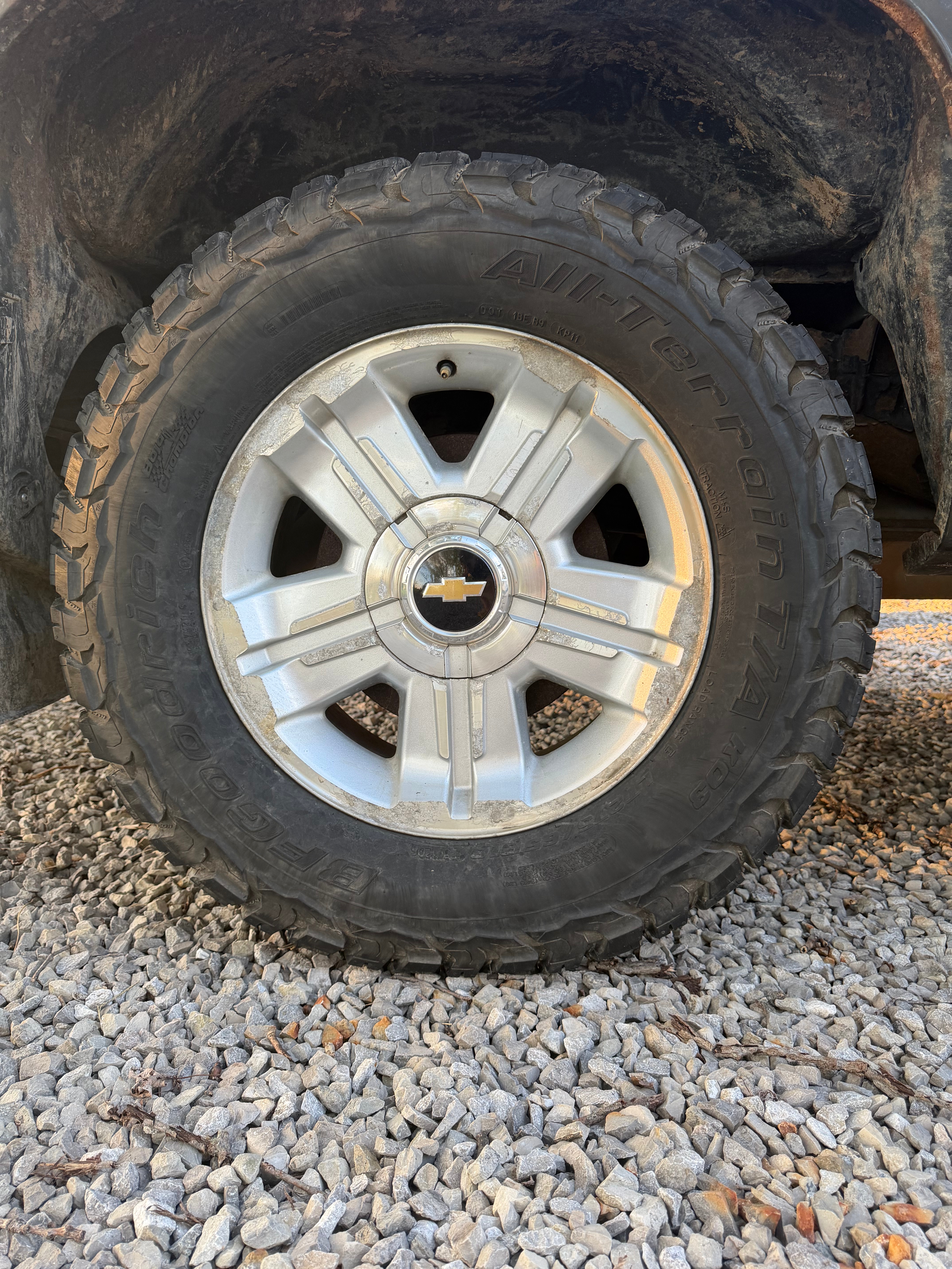Used 2010 Chevrolet Silverado 1500 LT w/ Power Pack Plus AWD/4WD image 9