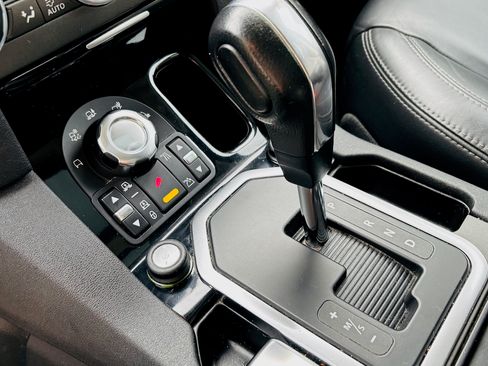 Used 2013 Land Rover LR4 HSE LUX image 21