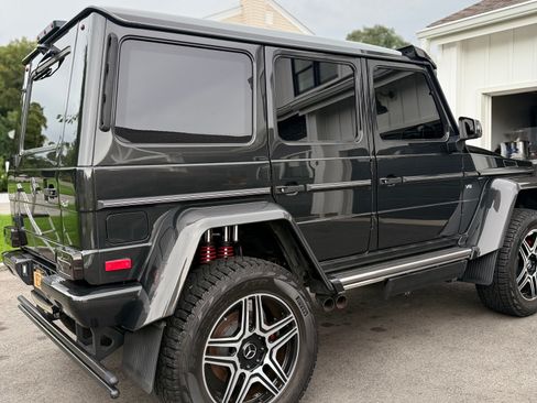 Used 2018 Mercedes-Benz G 550 Squared image 4
