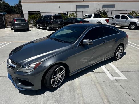 Used 2017 Mercedes-Benz E 400 Coupe image 1